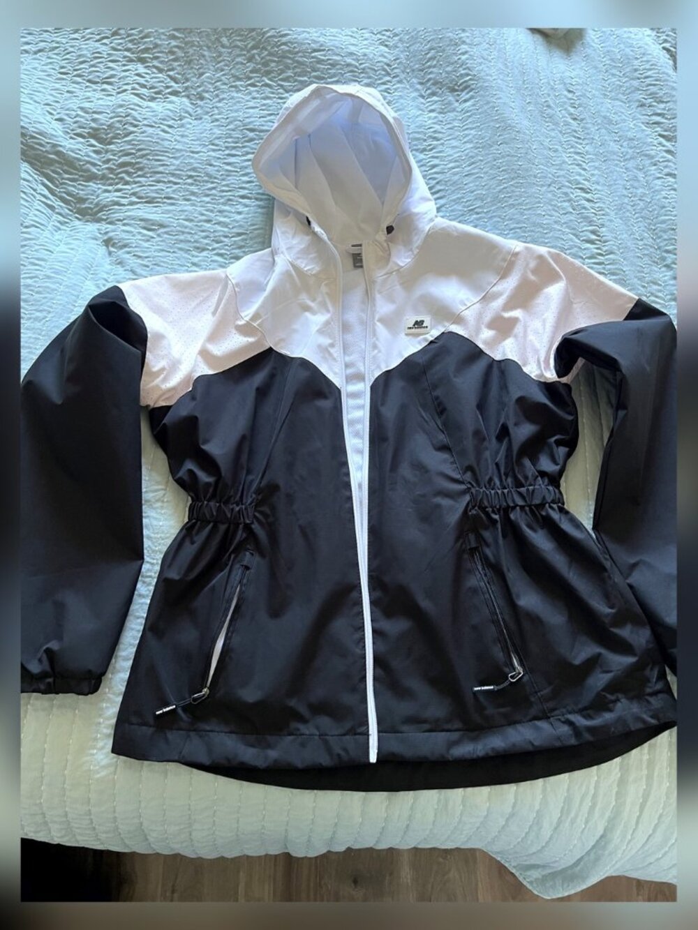 New Balance Black White Hooded Windbreaker Jacket M